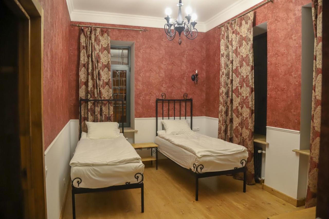 Nur Guest House Gyumri Bagian luar foto